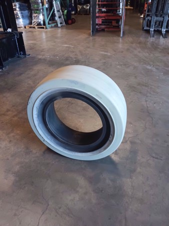 31x10-20/ 10-16.5 Smooth Solid Skid Steer Tires - Non Marking Gray